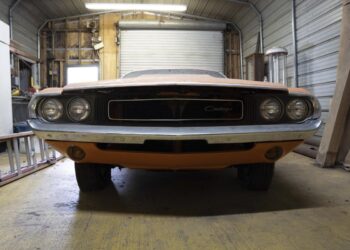 Dodge unveils last super-fast gasoline muscle car