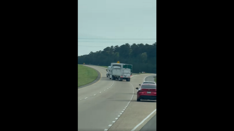 Dueling semitruck drivers go head to head in road rage clash, Louisiana video shows