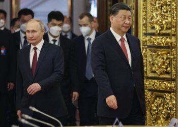 Xi snubbed Putin after their summit, calling a meeting of Central Asian countries as part of an audacious power play