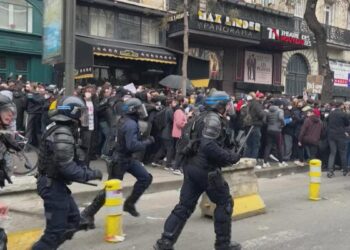 Macron holds crisis meeting as more France protests loom