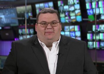 BREAKING: Trump indicted by NY grand jury