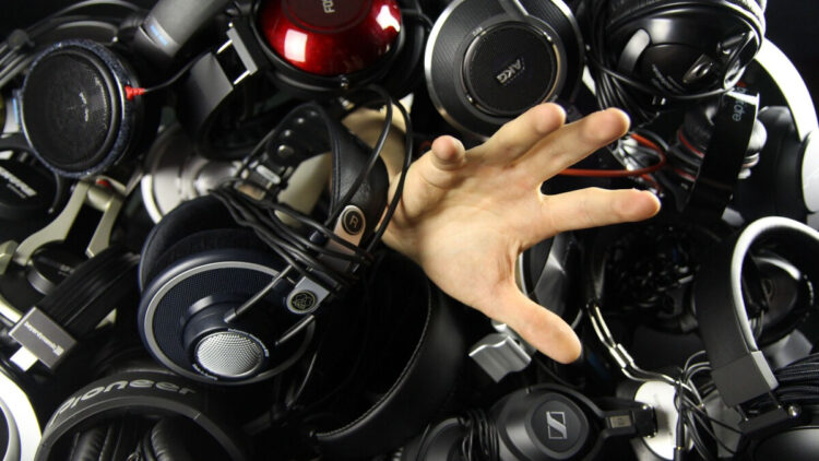 Vote now: What’s your favorite type of headphones?