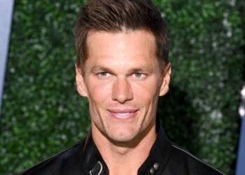 Tom Brady Announces Return To Sports With Unexpected Acquisition