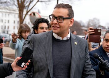 Santos, Brazilian prosecutors agree to deal in fraud case