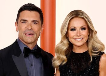 Kelly Ripa says she and Mark Consuelos had ‘sexual rituals’ that were ‘so ludicrous’ while apart during the pandemic