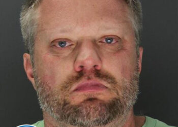 Dentist used rush order cyanide to poison wife