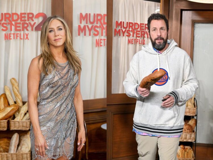 ‘I’m not standing next to him’