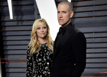 Reese Witherspoon, Jim Toth announce plans to divorce