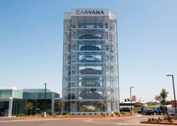 Carvana customer says he bought his wife a luxury car for $68K — but it turned out to be stolen