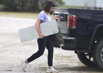 Alex Murdaugh’s sister-in-law snags family belongings ahead of auction