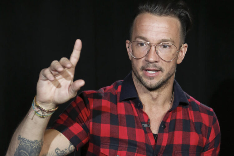 Ousted Hillsong pastor Carl Lentz takes Oklahoma church job