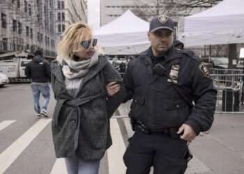 Trump supporter pulled knife on family with children outside Manhattan courthouse
