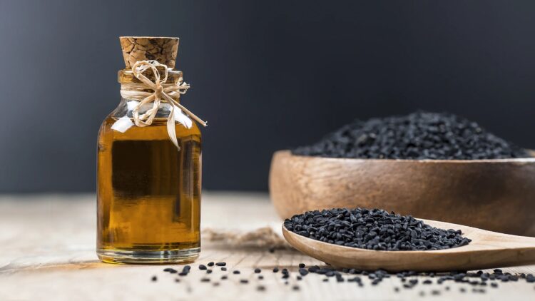 9 Health Benefits Are Associated With Black Seed Oil