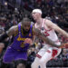 LeBron James, Anthony Davis lead Lakers past Bulls 121-110