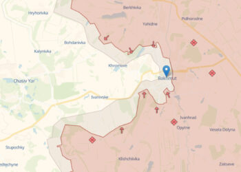 Russians attack Bakhmut by inertia, suffering heavy losses