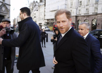 Prince Harry in court for privacy suit against tabloid