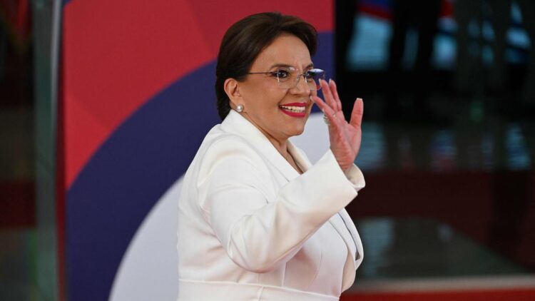 Honduras President Castro to visit China after cutting Taiwan ties