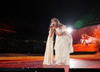 Taylor Swift Goes Viral with Headfirst Stage Dive at Eras Tour Opener