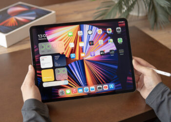 Save up to a monumental $900 on Apple’s iPad Pro 12.9 (2021) with Best Buy’s deal of the day