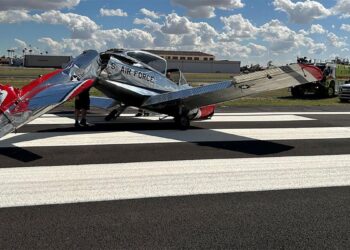 Midair Collision Cuts Plane in Half