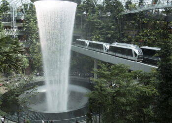 Why Singapore Changi Airport was just named best in the world