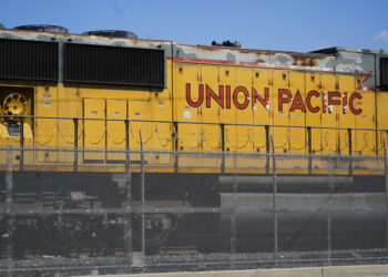 UP becomes second railroad to drop push for one-person crews