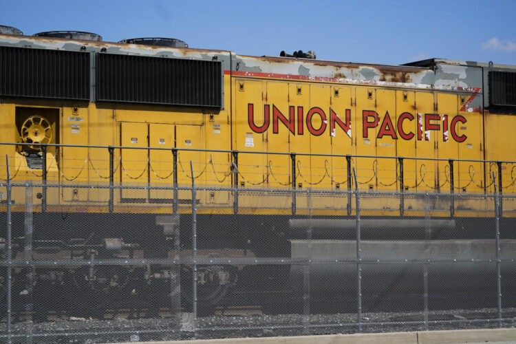 UP becomes second railroad to drop push for one-person crews