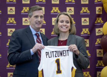 New Gophers coach Plitzuweit has core freshmen 4 staying put