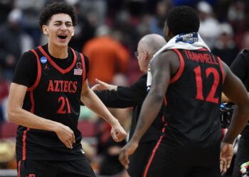 San Diego State ousts No. 1 overall seed Alabama from NCAAs