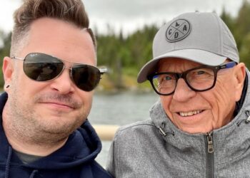 A gay man’s mass email to his family demanding they stop voting for Republicans went viral. His dad said it helped change his mind.