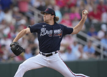 Braves rookies get rotation spots with Wright headed to IL