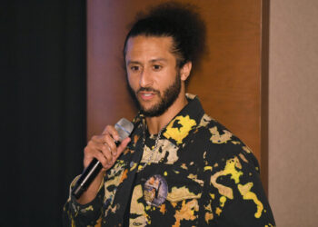 Colin Kaepernick to pay for autopsy of inmate family says was “eaten alive” by bugs