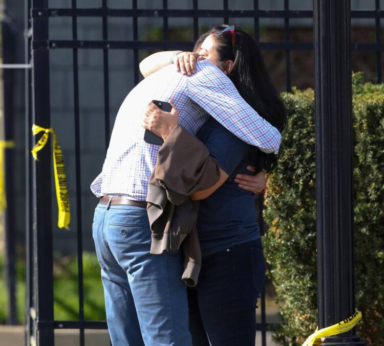 Fifth victim dies following Old National Bank mass shooting, Louisville police say