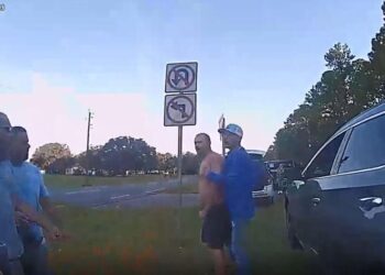 2 dads exchanged gunfire in Florida road rage fight, injuring kids, but only one got charged