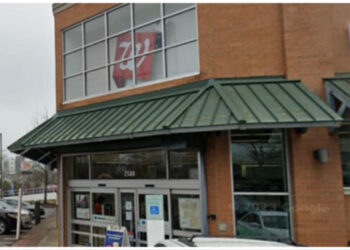 Walgreens Worker Reportedly Follows Pregnant Woman Accused of Shoplifting to Parking Lot, Shoots Her Multiple Times Claiming He Feared for His Life