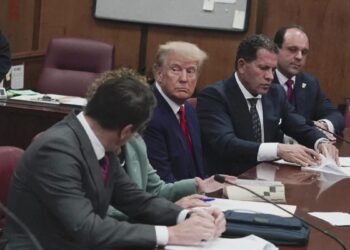 Trump defiant in New York court after historic arrest