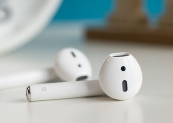 Apple patents new AirPods design for improved immersive sound