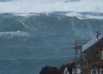 Powerful Atlantic storm whips up colossal waves along coast of United Kingdom