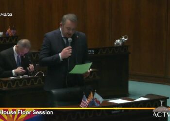 Arizona House of Representatives votes to remove Rep. Liz Harris