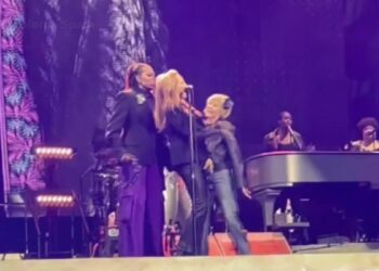 Michelle Obama steals the show at Bruce Springsteen concert in Barcelona