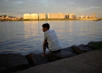 South Korea is paying young people who refuse to leave the house $500 a month to attend school, go to work, and ‘restore their daily lives’