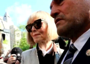 Trial begins in E. Jean Carroll's lawsuit accusing Trump of rape, defamation Trial begins in E. Jean Carroll's lawsuit accusing Trump of rape, defamation