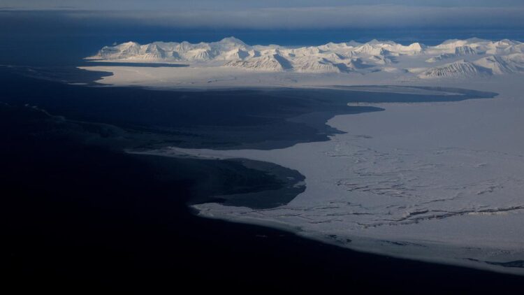 Scientists save ancient Arctic ice in race to preserve climate history