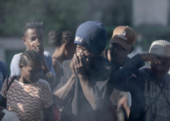 Mob in Haiti capital burns to death 13 suspected gangsters
