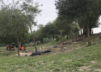 Mexico migrant camp tents torched across border from Texas