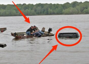 A fisherman stumbled upon a Jeep submerged in a lake. When police arrived 18 minutes later, a woman was found inside — and was still alive.