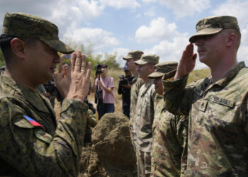 Philippines names 4 new bases for US forces amid China fury