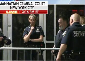 Trump arraignment viewers notice blonde officer while waiting for events to unfold