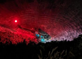 Stranded beachgoer uses her dying phone in last-minute call for help from California’s rising tide