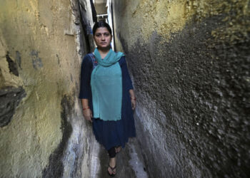 As India’s population soars above all, fewer women have jobs